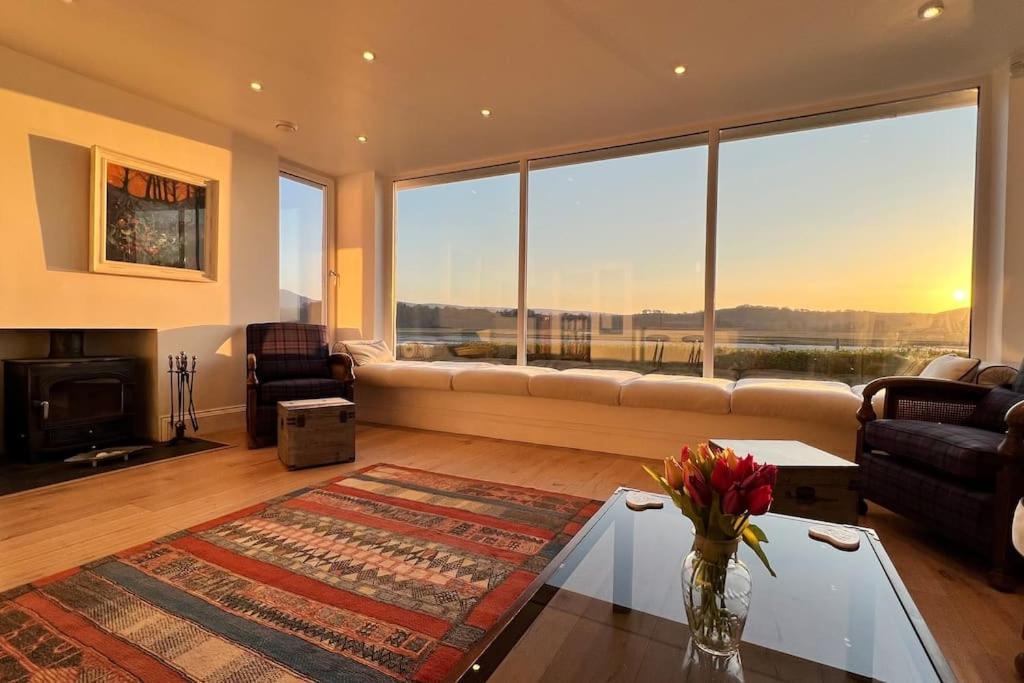 Shorepark - Waterfront Cottage With Stunning Views Dumfries Exteriér fotografie
