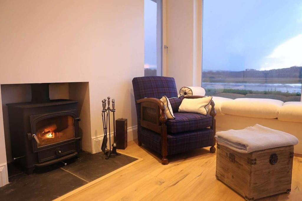 Shorepark - Waterfront Cottage With Stunning Views Dumfries Exteriér fotografie